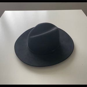 Urban Outfitters hat